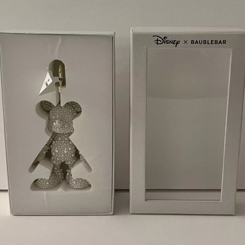 Disney BAUBLEBAR X Mickey Mouse Crystal PEARL Bag Charm Keyring - NIB - Picture 3 of 5